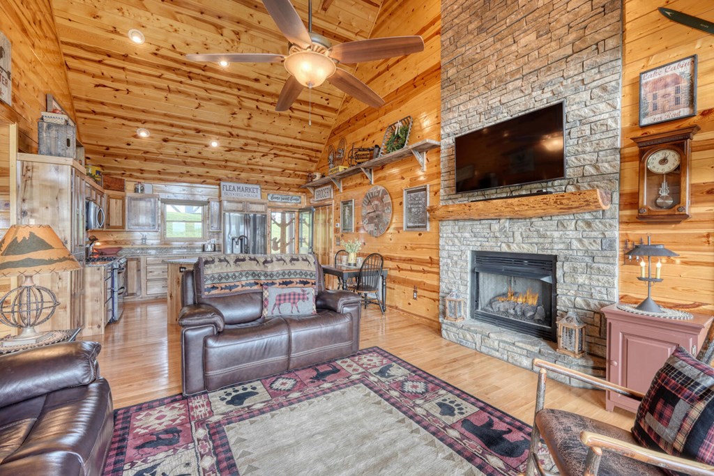418745 Murphy Residential