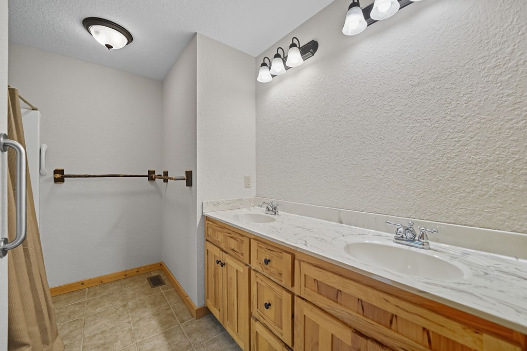 418750 Ellijay Residential
