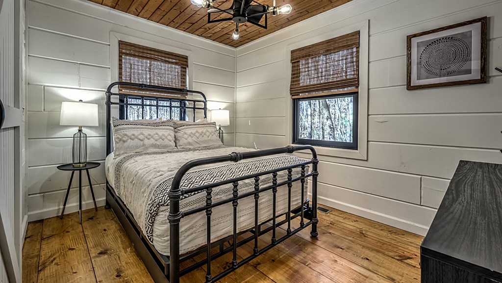 418759 Blue Ridge Residential