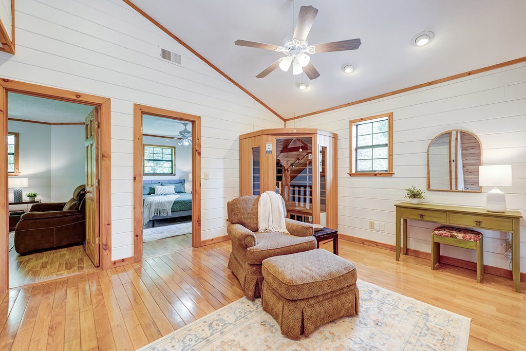 418772 Blue Ridge Residential