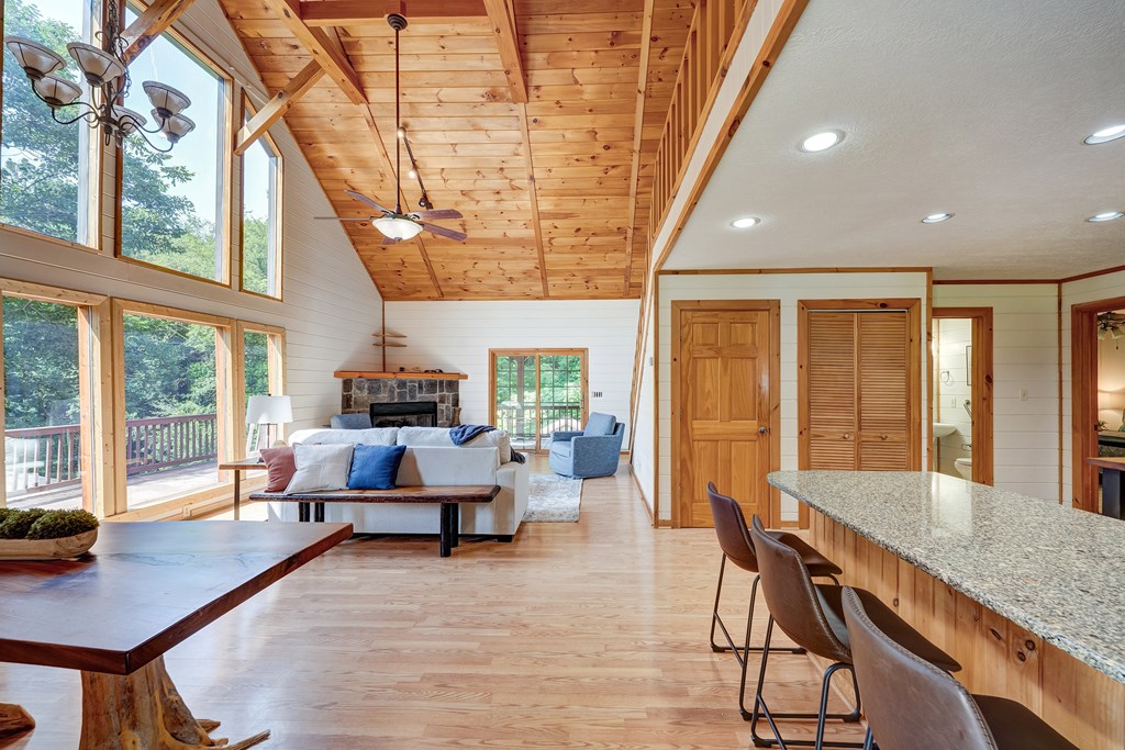 418772 Blue Ridge Residential