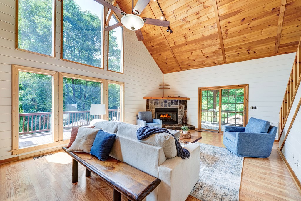 418772 Blue Ridge Residential