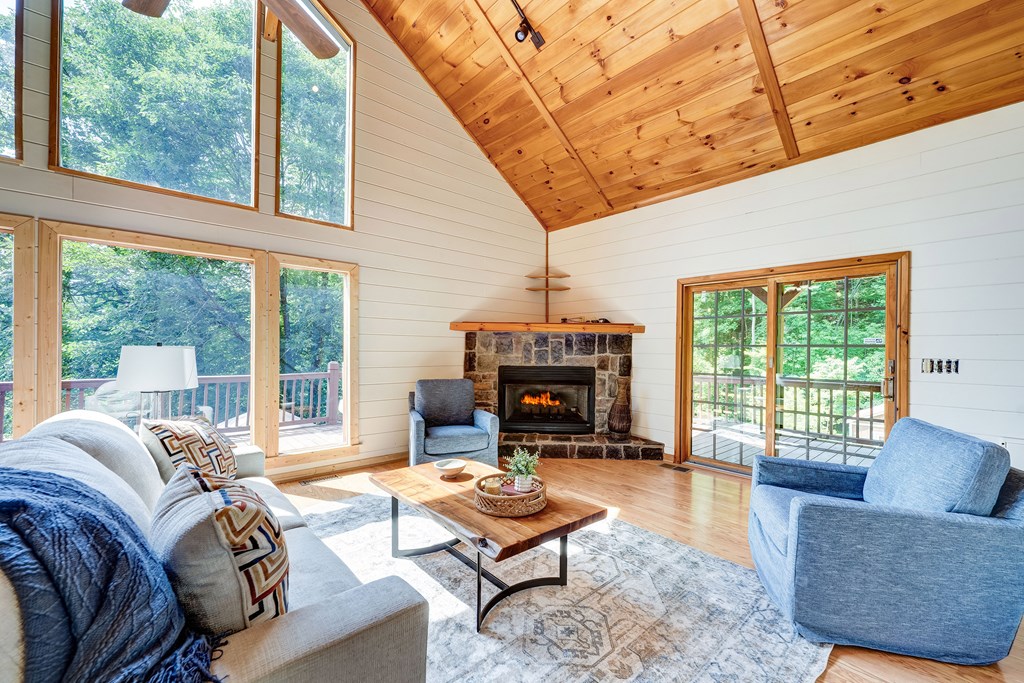 418772 Blue Ridge Residential
