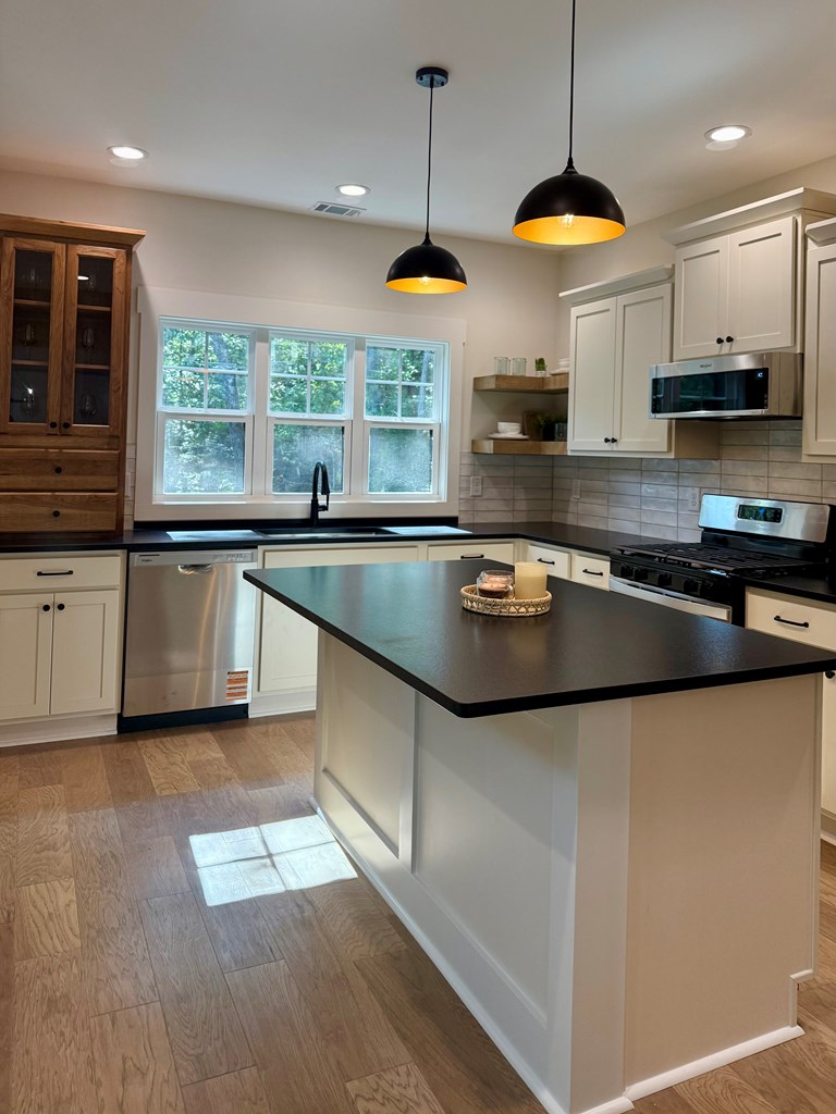 418800 Ellijay Residential