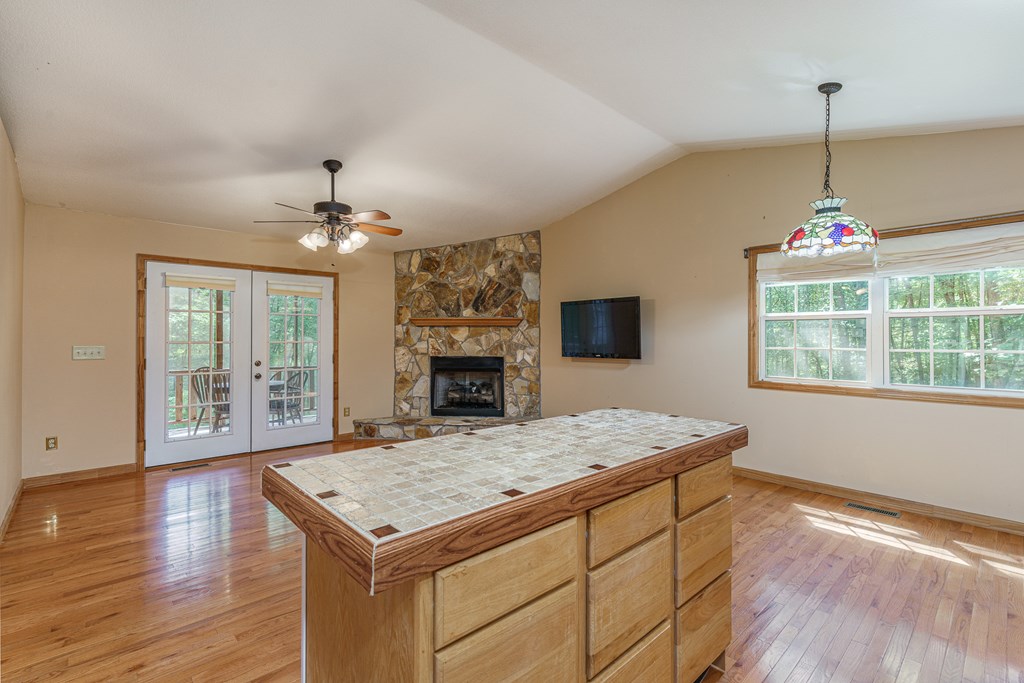 418813 Murphy Residential