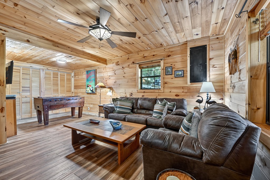 418814 Blue Ridge Residential