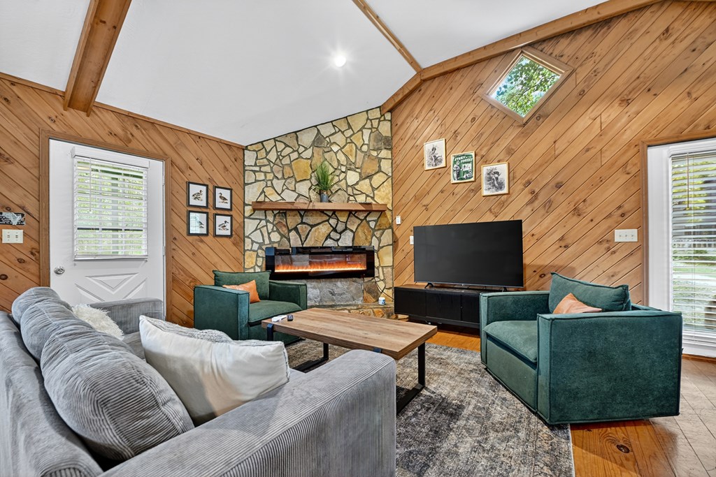 418816 Blairsville Residential