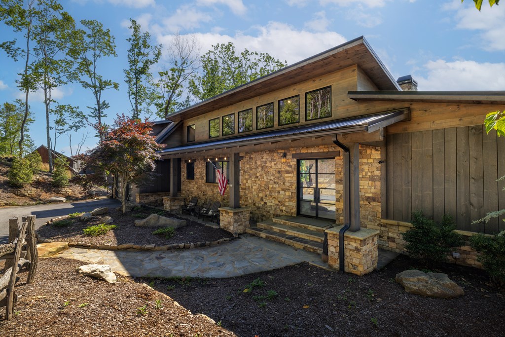 418827 Mineral Bluff Residential