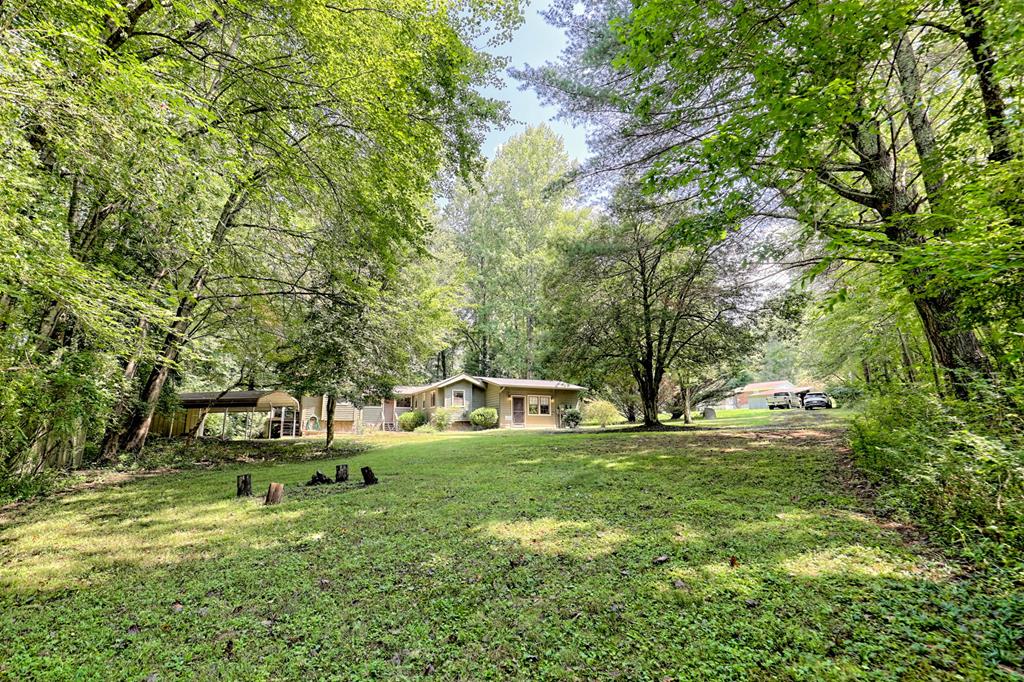 418828 Hayesville 