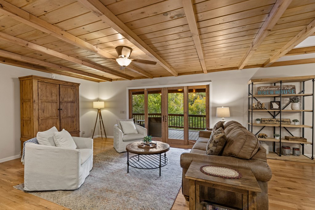 418849 Blue Ridge Residential