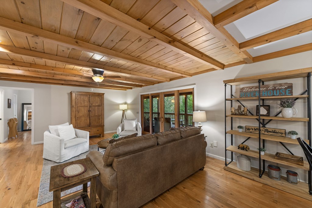 418849 Blue Ridge Residential