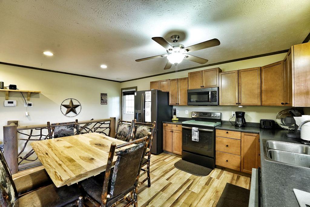 418870 Mineral Bluff Residential