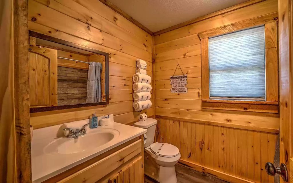 418873 Mineral Bluff Residential