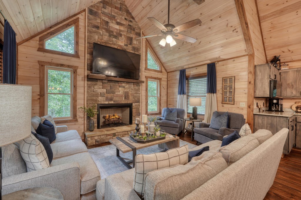 418880 Blue Ridge Residential