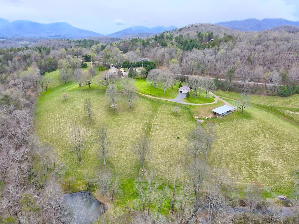 418881 Young Harris Residential