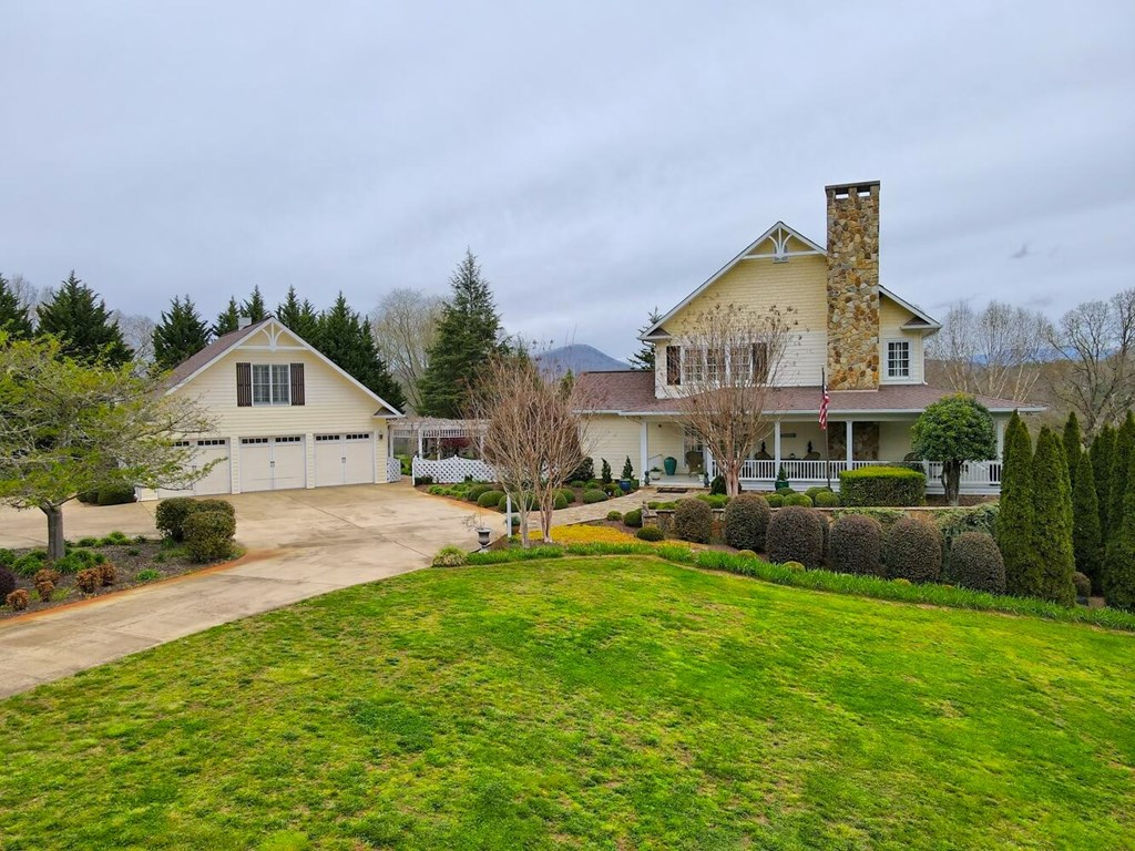 418881 Young Harris Residential