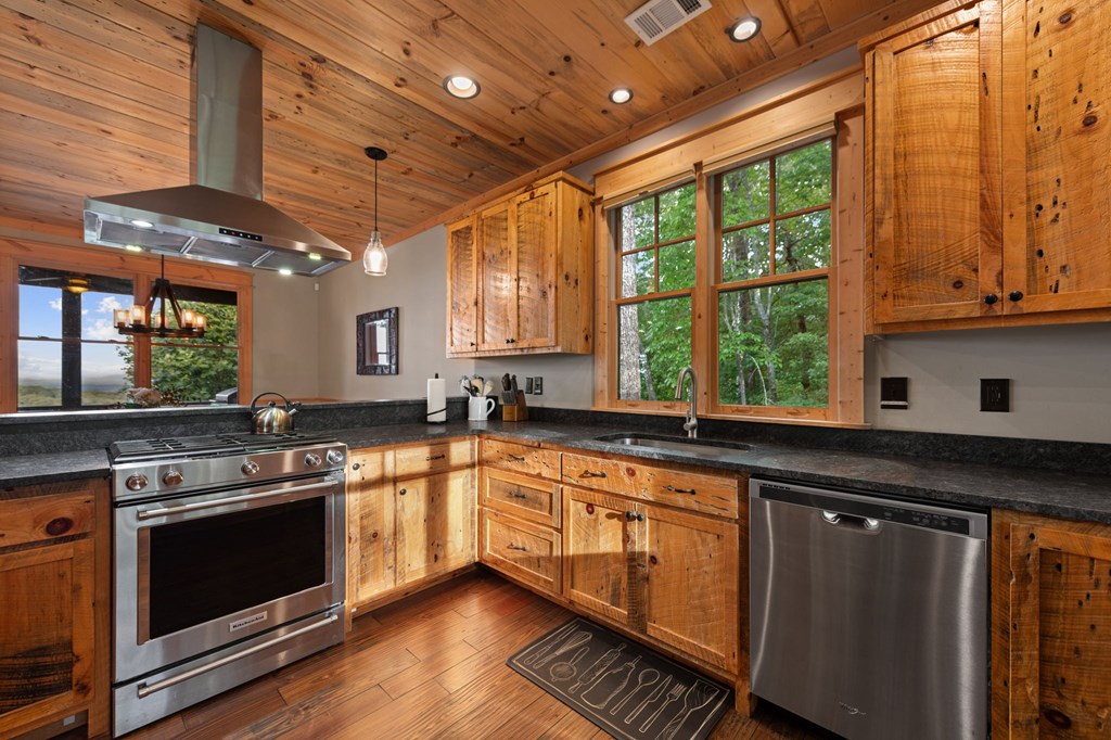 418884 Blue Ridge Residential
