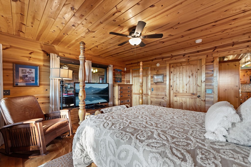 418901 Morganton Residential