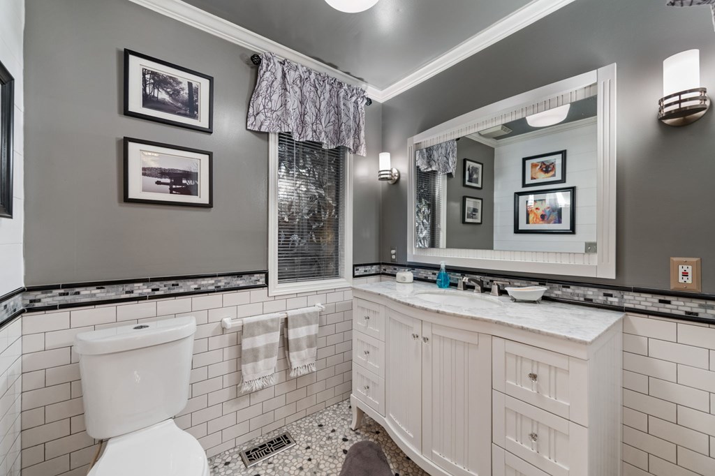 418901 Morganton Residential