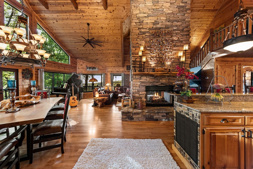 418901 Morganton Residential