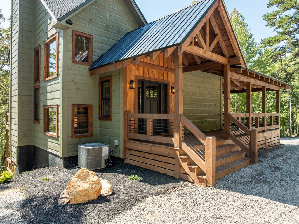 418904 Mineral Bluff Residential