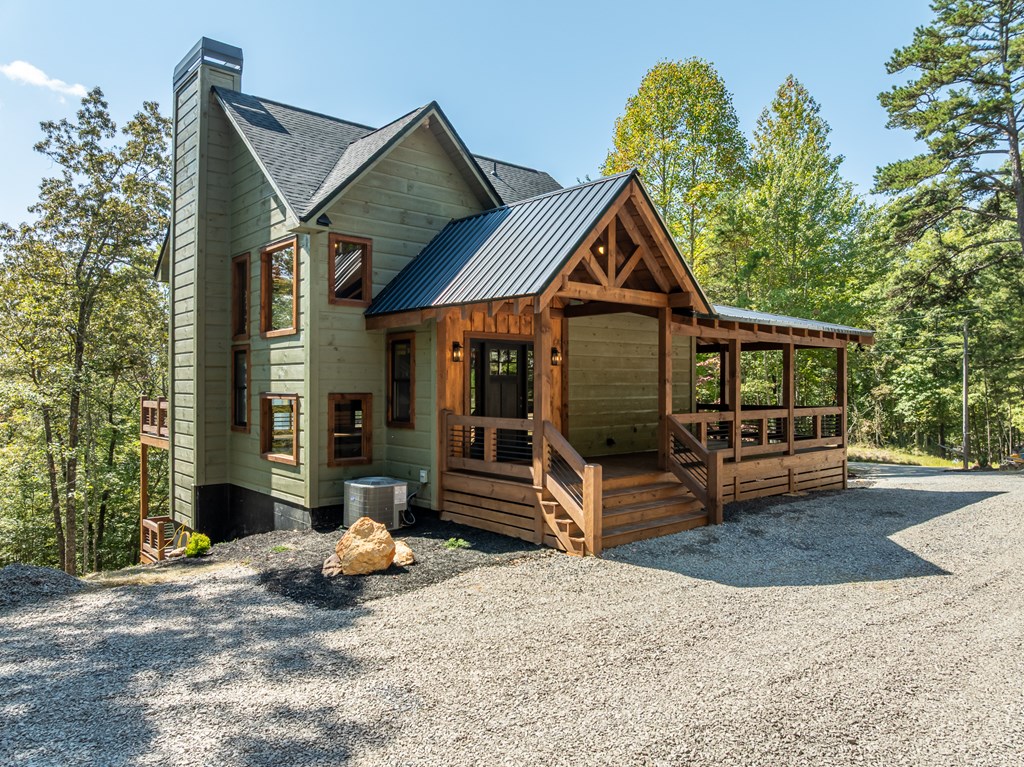 418904 Mineral Bluff Residential