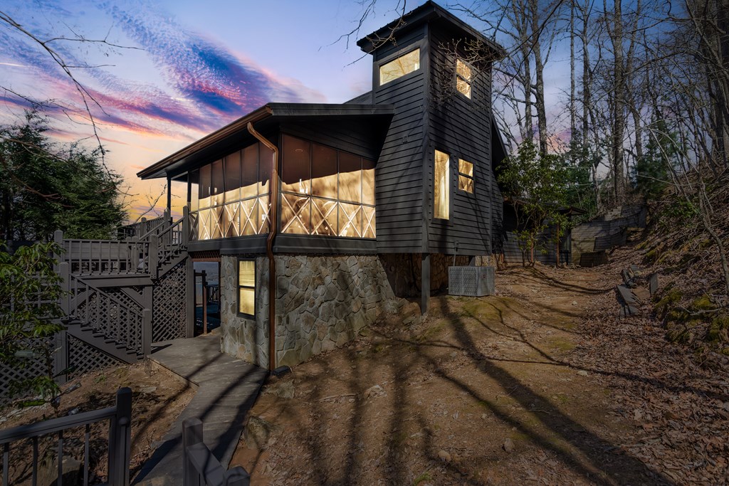 418945 Blue Ridge Residential