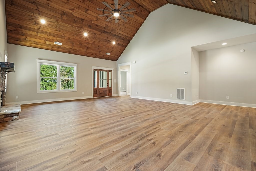 418953 Talking Rock Residential