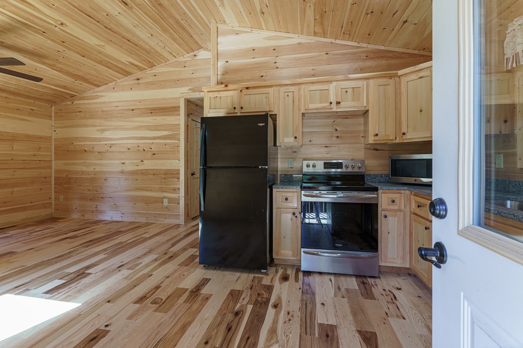 418956 Murphy Residential