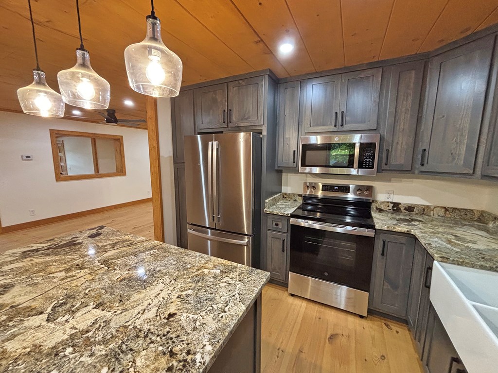 418960 Blairsville Residential
