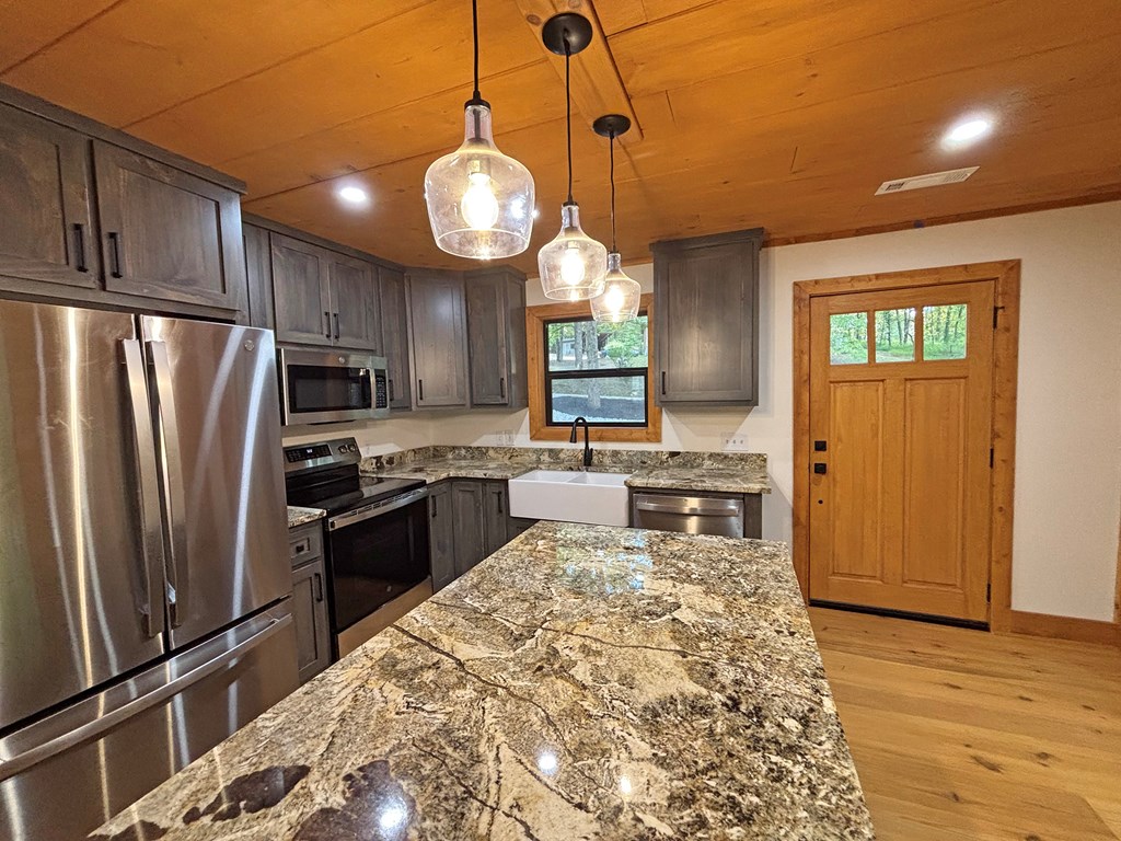 418960 Blairsville Residential