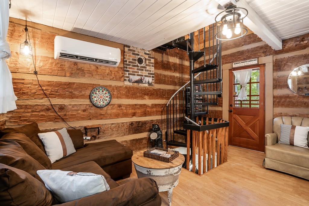 418962 Murphy Residential