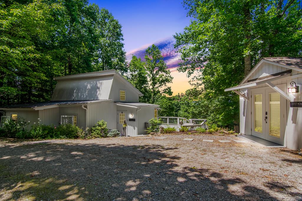418972 Hiawassee 