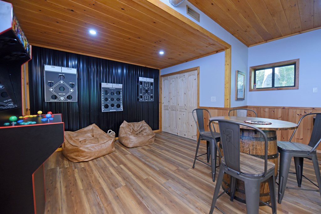 418985 Morganton Residential