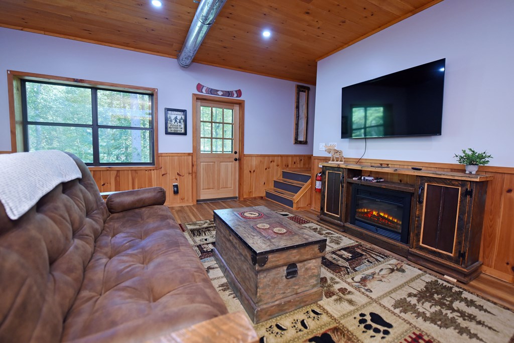 418985 Morganton Residential