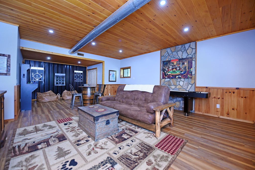 418985 Morganton Residential