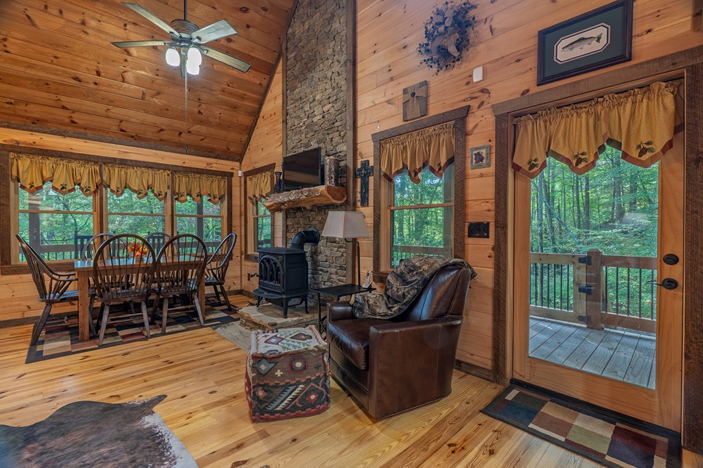 418997 Ellijay Residential