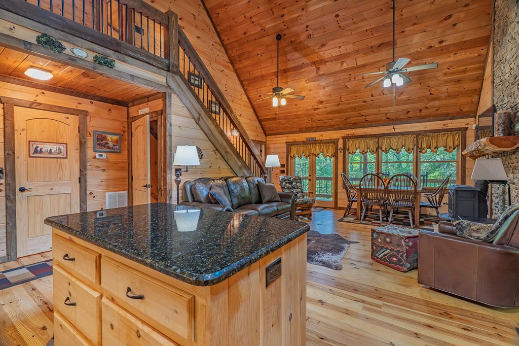 418997 Ellijay Residential