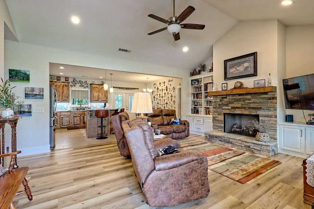 419004 Blairsville Residential