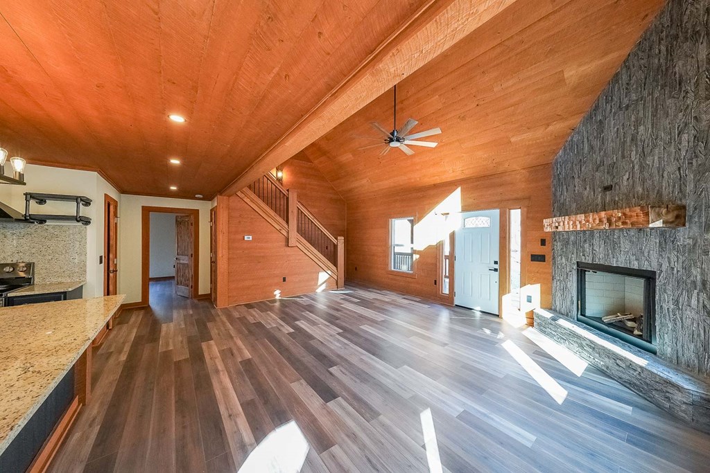 419021 Ellijay Residential