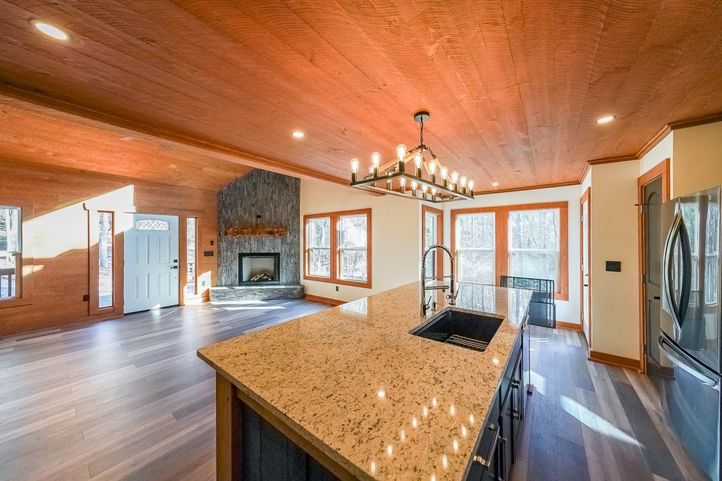 419021 Ellijay Residential