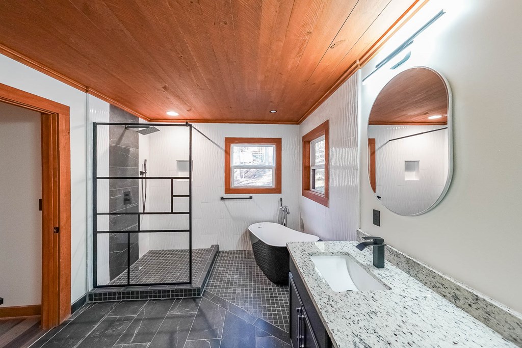419021 Ellijay Residential
