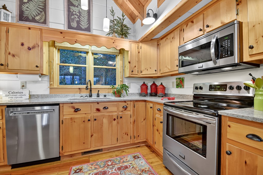 419025 Ellijay Residential
