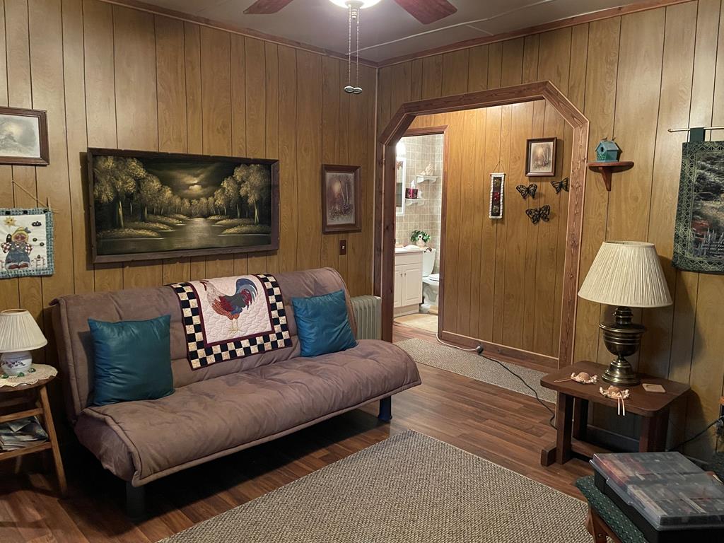 419032 Murphy Residential