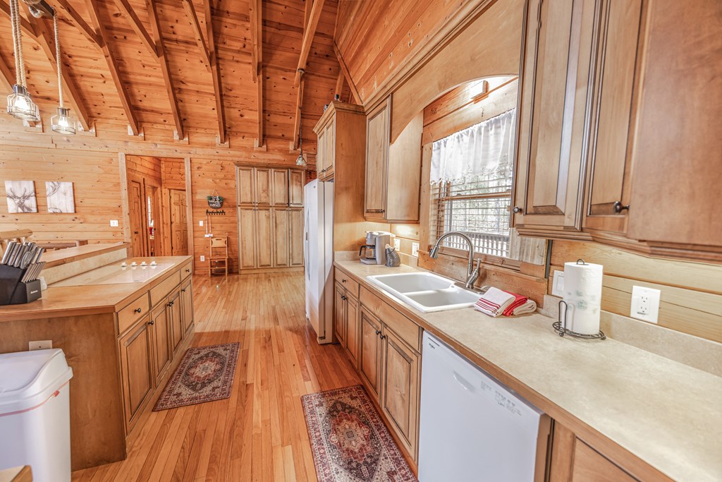 419043 Ellijay Residential