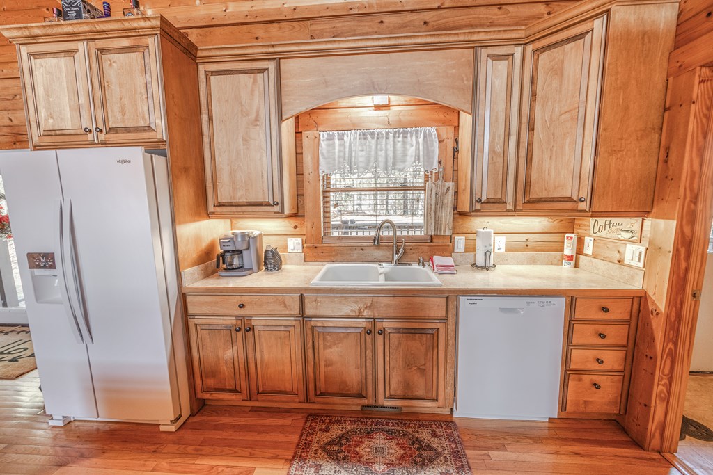 419043 Ellijay Residential