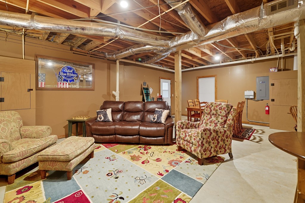 419048 Ellijay Residential