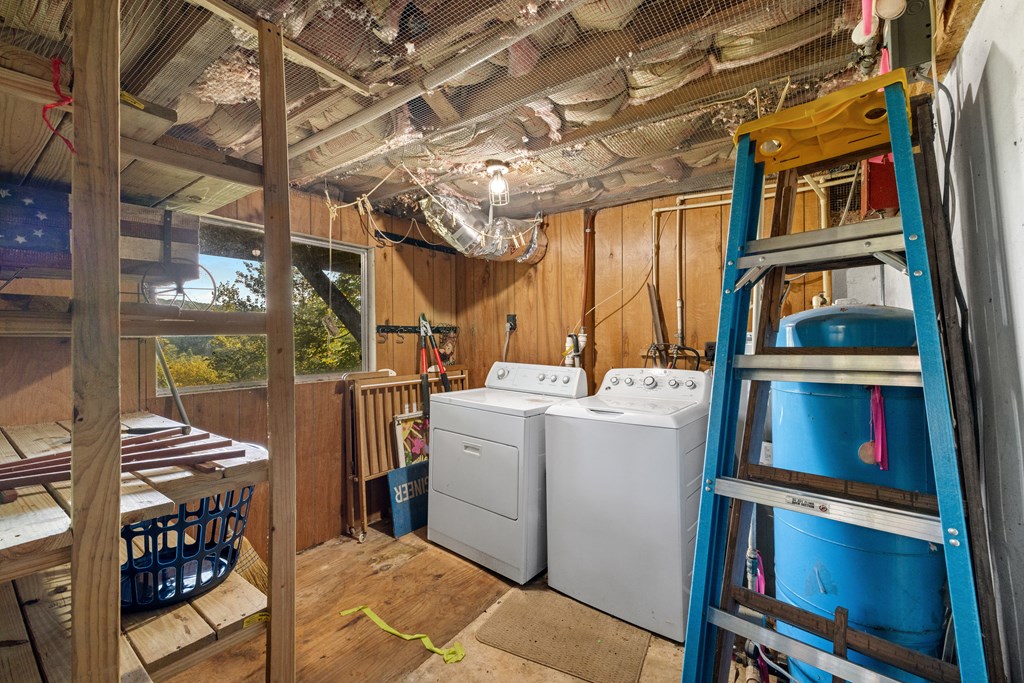 419049 Blue Ridge Residential