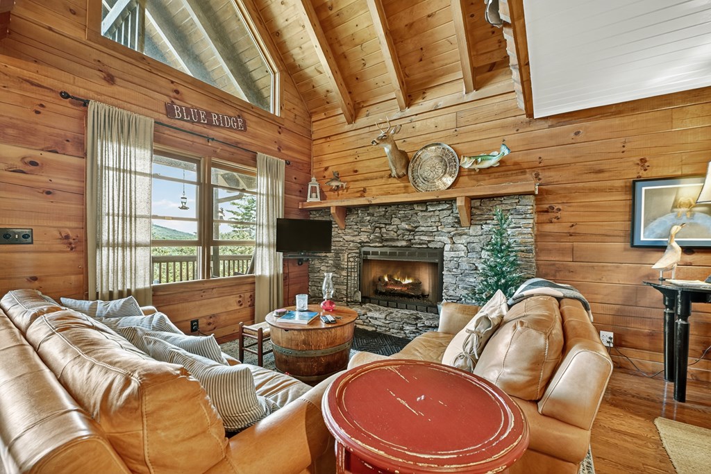 419053 Blue Ridge Residential
