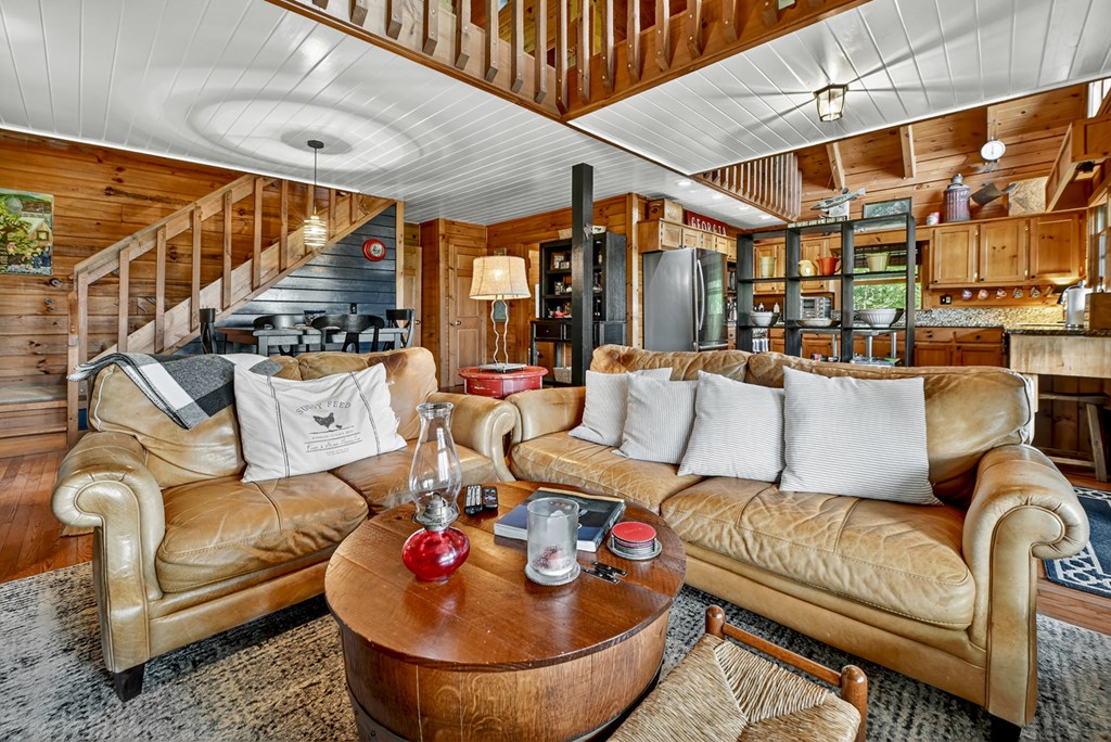 419053 Blue Ridge Residential